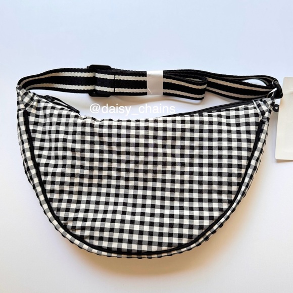 Uniqlo Handbags - Uniqlo Round Mini Shoulder Bag